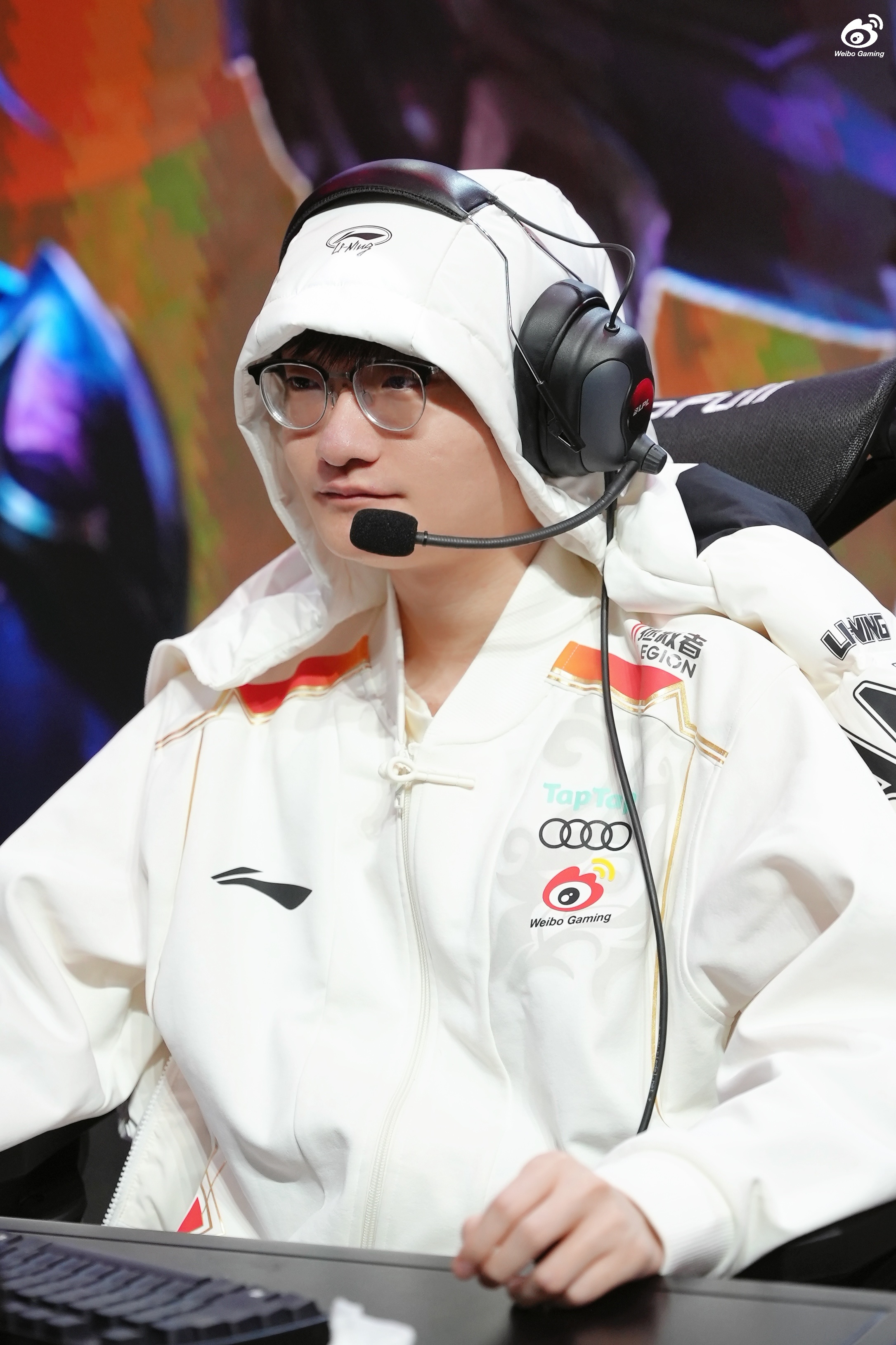 Uzi回归赛场,挺进下一轮首场状态亮眼,掘金观众沸腾! Uzi回归赛场,挺进下一轮首场状态亮眼,掘金观众沸腾!